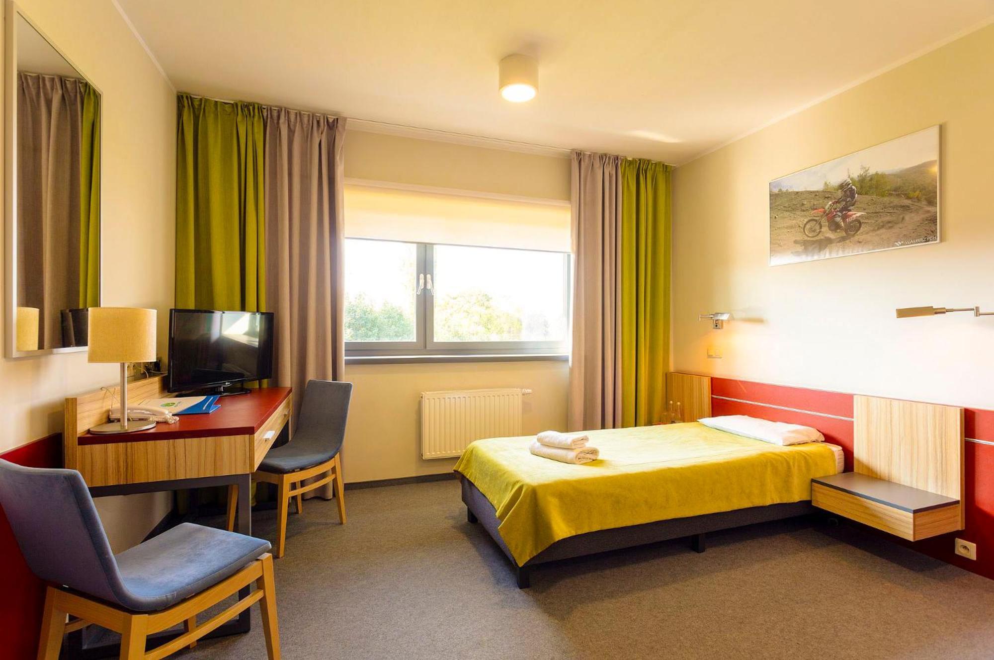 Hotel Aqua-Zdroj Wałbrzych Esterno foto